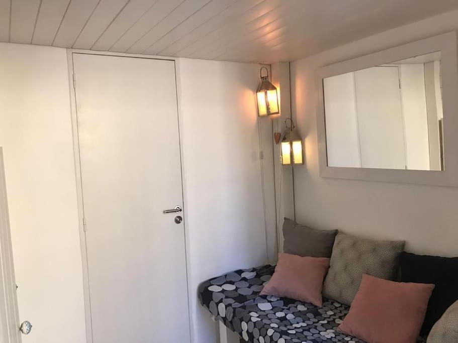 Studios Du Marin Sur Port De Λα Σιοτά Εξωτερικό φωτογραφία